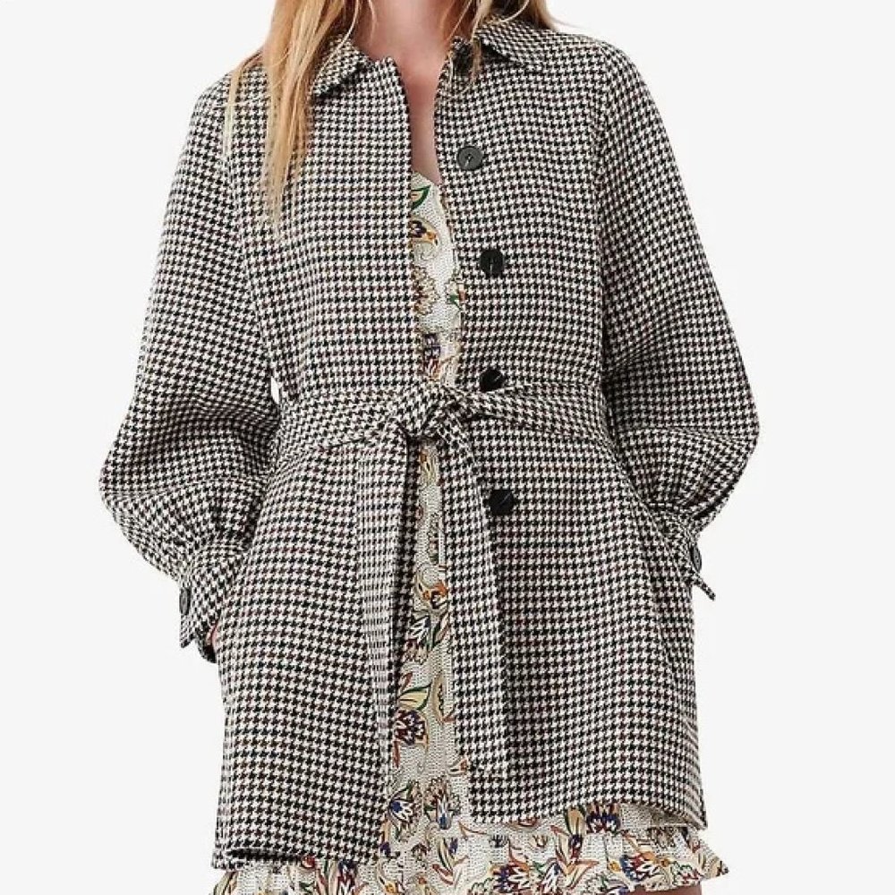 ISO in search of Maje Galico houndstooth jacket (Ideally M/38)